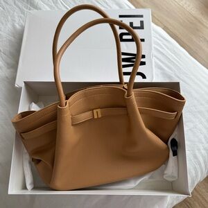 JW PEI HANNA MEDIUM TOTE BAG - Latte color